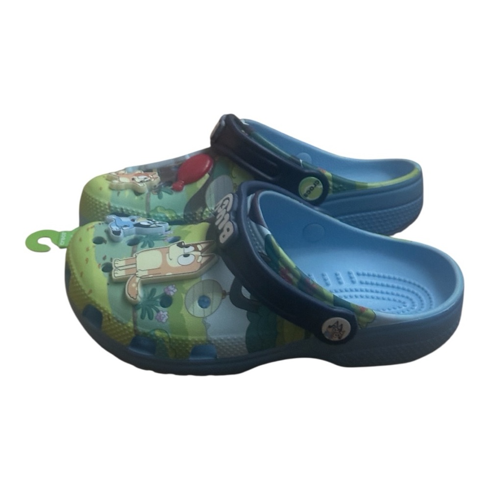 Crocs Bluey/Bingo Blue Kids Classic Clogs with Jibbitz NWT